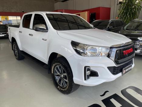 TOYOTA Hilux Caminhonete 2.8 16V SRV 4X4 DIESEL CABINE DUPLA AUTOM�TICO, Foto 1