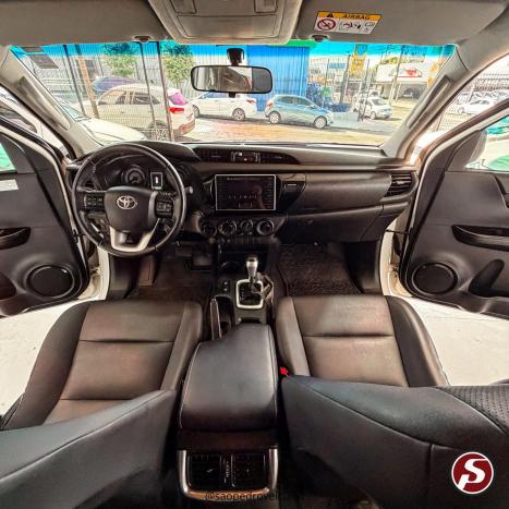 TOYOTA Hilux Caminhonete 2.8 16V SRV 4X4 DIESEL CABINE DUPLA AUTOM�TICO, Foto 10