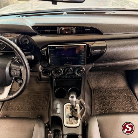 TOYOTA Hilux Caminhonete 2.8 16V SRV 4X4 DIESEL CABINE DUPLA AUTOM�TICO, Foto 11