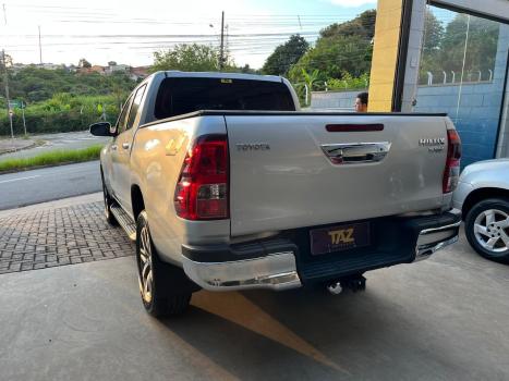 TOYOTA Hilux Caminhonete 2.8 16V SRV 4X4 DIESEL CABINE DUPLA AUTOM�TICO, Foto 5