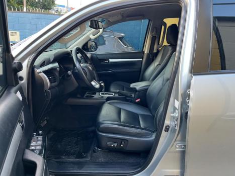 TOYOTA Hilux Caminhonete 2.8 16V SRV 4X4 DIESEL CABINE DUPLA AUTOM�TICO, Foto 9