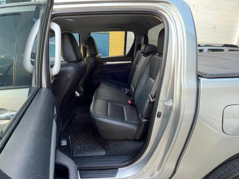 TOYOTA Hilux Caminhonete 2.8 16V SRV 4X4 DIESEL CABINE DUPLA AUTOM�TICO, Foto 12