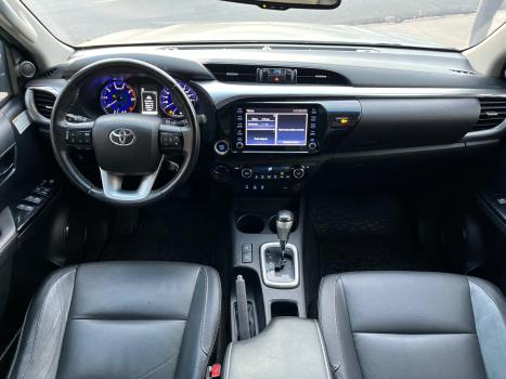 TOYOTA Hilux Caminhonete 2.8 16V SRV 4X4 DIESEL CABINE DUPLA AUTOM�TICO, Foto 13
