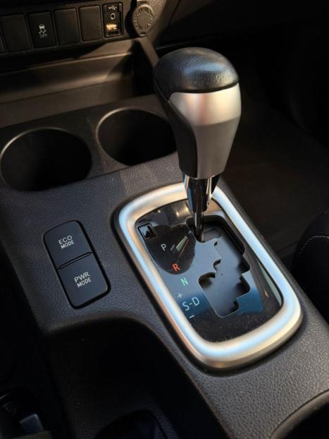 TOYOTA Hilux Caminhonete 2.7 16V 4P SRV FLEX 4X4  CABINE DUPLA AUTOM�TICO, Foto 9