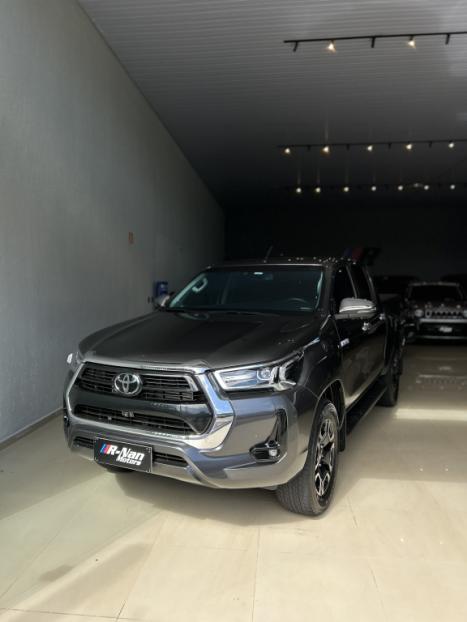 TOYOTA Hilux Caminhonete 2.8 16V SRX 4X4 TURBO DIESEL CABINE DUPLA AUTOM�TICO, Foto 1