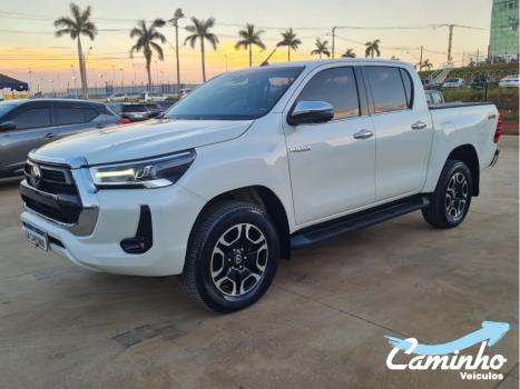 TOYOTA Hilux Caminhonete 2.8 16V SRX 4X4 DIESEL CABINE DUPLA AUTOM�TICO, Foto 1