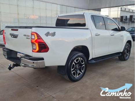 TOYOTA Hilux Caminhonete 2.8 16V SRX 4X4 DIESEL CABINE DUPLA AUTOM�TICO, Foto 5