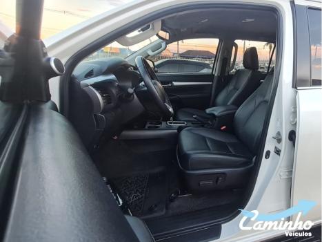 TOYOTA Hilux Caminhonete 2.8 16V SRX 4X4 DIESEL CABINE DUPLA AUTOM�TICO, Foto 11