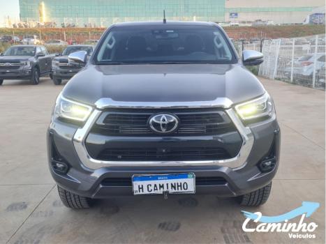 TOYOTA Hilux Caminhonete 2.8 16V SRX 4X4 DIESEL CABINE DUPLA AUTOM�TICO, Foto 2