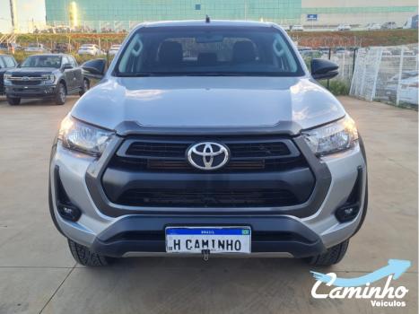 TOYOTA Hilux Caminhonete 2.8 16V 4P SR 4X4 DIESEL CABINE DUPLA AUTOM�TICO, Foto 2