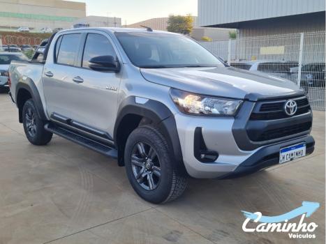 TOYOTA Hilux Caminhonete 2.8 16V 4P SR 4X4 DIESEL CABINE DUPLA AUTOM�TICO, Foto 3