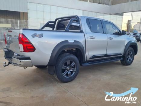 TOYOTA Hilux Caminhonete 2.8 16V 4P SR 4X4 DIESEL CABINE DUPLA AUTOM�TICO, Foto 5
