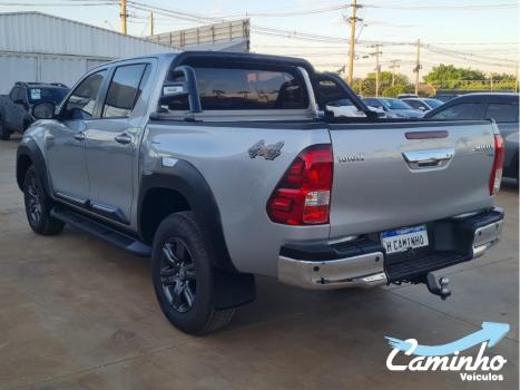 TOYOTA Hilux Caminhonete 2.8 16V 4P SR 4X4 DIESEL CABINE DUPLA AUTOM�TICO, Foto 7