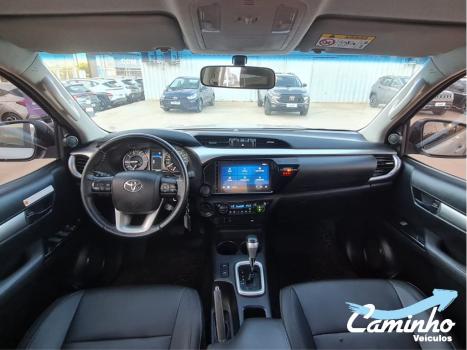 TOYOTA Hilux Caminhonete 2.8 16V 4P SR 4X4 DIESEL CABINE DUPLA AUTOM�TICO, Foto 10