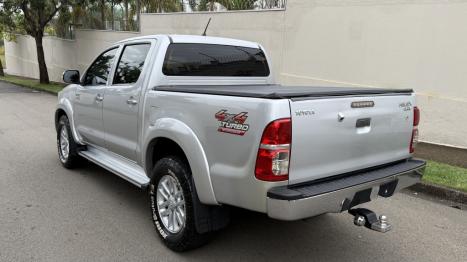 TOYOTA Hilux Caminhonete 3.0 16V 4P 4X4 SRV TURBO DIESEL CABINE DUPLA AUTOM�TICO, Foto 4