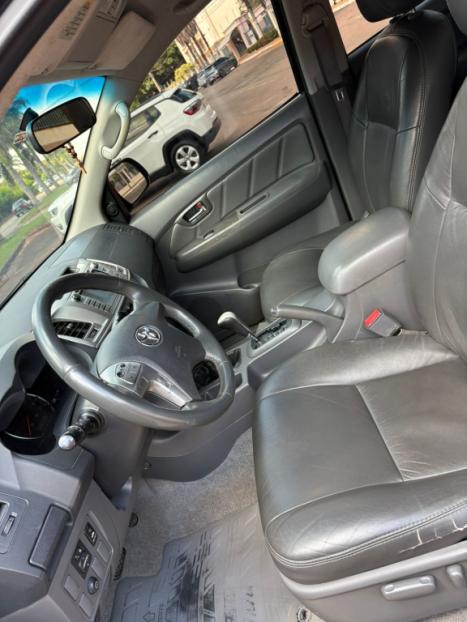 TOYOTA Hilux Caminhonete 3.0 4P 4X4 SRV TURBO DIESEL CABINE DUPLA AUTOM�TICO, Foto 6