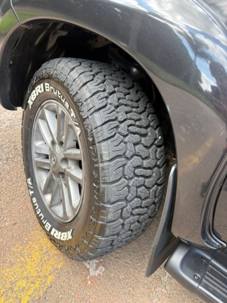 TOYOTA Hilux Caminhonete 3.0 4P 4X4 SRV TURBO DIESEL CABINE DUPLA AUTOM�TICO, Foto 7