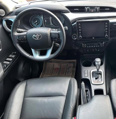 TOYOTA Hilux Caminhonete 2.8 16V SRX 4X4 TURBO DIESEL CABINE DUPLA AUTOM�TICO, Foto 6