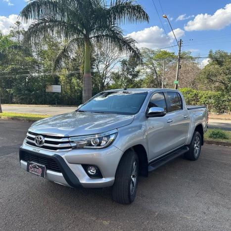 TOYOTA Hilux Caminhonete 2.8 16V SRX 4X4 TURBO DIESEL CABINE DUPLA AUTOM�TICO, Foto 2