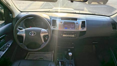 TOYOTA Hilux Caminhonete 3.0 16V 4P 4X4 SRV TURBO DIESEL CABINE DUPLA AUTOM�TICO, Foto 8