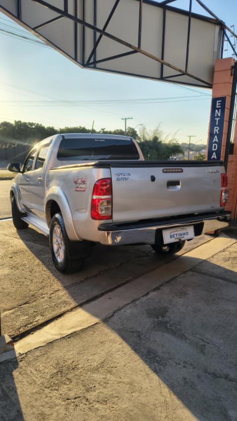 TOYOTA Hilux Caminhonete 3.0 16V 4P 4X4 SRV TURBO DIESEL CABINE DUPLA AUTOM�TICO, Foto 4