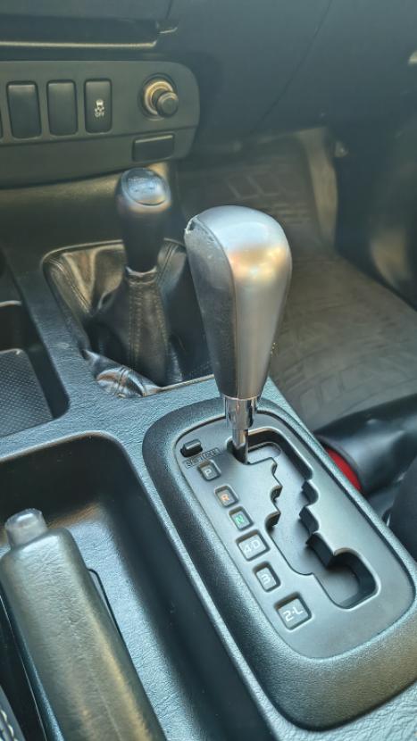 TOYOTA Hilux Caminhonete 3.0 16V 4P 4X4 SRV TURBO DIESEL CABINE DUPLA AUTOM�TICO, Foto 9
