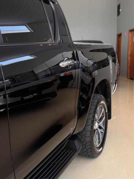 TOYOTA Hilux Caminhonete 2.7 16V 4P SRV FLEX CABINE DUPLA AUTOM�TICO, Foto 4