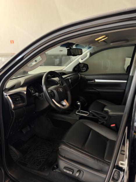TOYOTA Hilux Caminhonete 2.7 16V 4P SRV FLEX CABINE DUPLA AUTOM�TICO, Foto 8