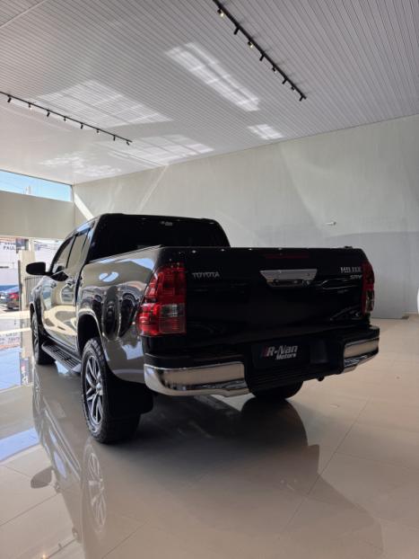 TOYOTA Hilux Caminhonete 2.7 16V 4P SRV FLEX CABINE DUPLA AUTOM�TICO, Foto 6