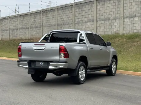 TOYOTA Hilux Caminhonete 2.7 16V 4P SR FLEX CABINE DUPLA AUTOM�TICO, Foto 6