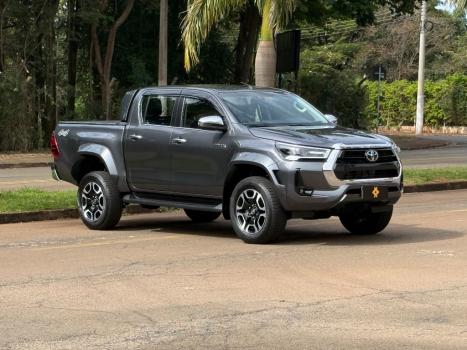 TOYOTA Hilux Caminhonete 2.8 16V SRX PLUS 4X4 TURBO DIESEL CABINE DUPLA AUTOM�TICO, Foto 1