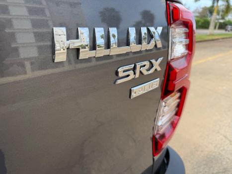 TOYOTA Hilux Caminhonete 2.8 16V SRX PLUS 4X4 TURBO DIESEL CABINE DUPLA AUTOM�TICO, Foto 11