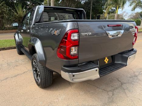 TOYOTA Hilux Caminhonete 2.8 16V SRX PLUS 4X4 TURBO DIESEL CABINE DUPLA AUTOM�TICO, Foto 17