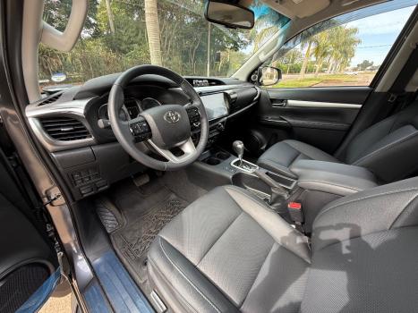 TOYOTA Hilux Caminhonete 2.8 16V SRX PLUS 4X4 TURBO DIESEL CABINE DUPLA AUTOM�TICO, Foto 23