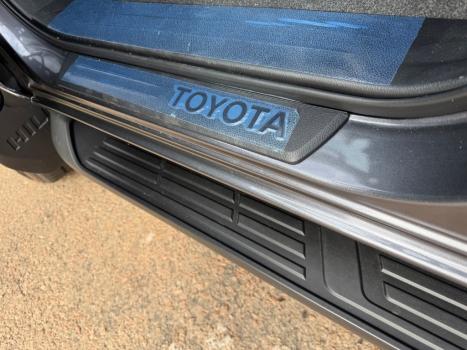 TOYOTA Hilux Caminhonete 2.8 16V SRX PLUS 4X4 TURBO DIESEL CABINE DUPLA AUTOM�TICO, Foto 24