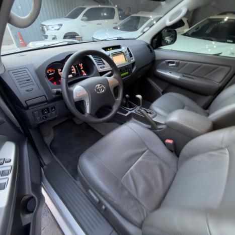 TOYOTA Hilux Caminhonete 3.0 16V 4P 4X4 SRV TURBO DIESEL CABINE DUPLA AUTOM�TICO, Foto 7