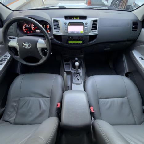 TOYOTA Hilux Caminhonete 3.0 16V 4P 4X4 SRV TURBO DIESEL CABINE DUPLA AUTOM�TICO, Foto 8