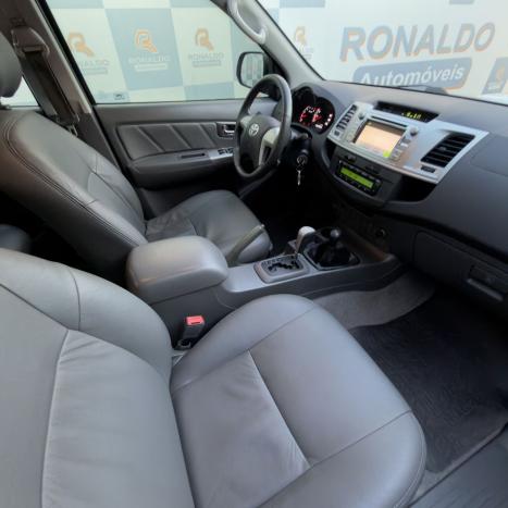 TOYOTA Hilux Caminhonete 3.0 16V 4P 4X4 SRV TURBO DIESEL CABINE DUPLA AUTOM�TICO, Foto 11