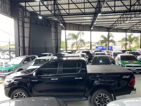 TOYOTA Hilux Caminhonete 2.8 16V SRV 4X4 DIESEL CABINE DUPLA AUTOM�TICO, Foto 4