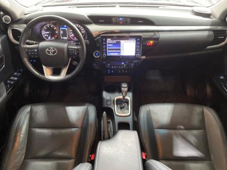 TOYOTA Hilux Caminhonete 2.8 16V SRV 4X4 DIESEL CABINE DUPLA AUTOM�TICO, Foto 11