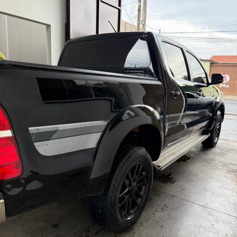 TOYOTA Hilux Caminhonete 3.0 4P 4X4 SRV TURBO DIESEL CABINE DUPLA LIMITED EDITION AUTOM�TICO, Foto 6