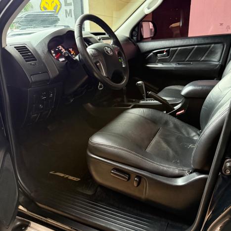 TOYOTA Hilux Caminhonete 3.0 4P 4X4 SRV TURBO DIESEL CABINE DUPLA LIMITED EDITION AUTOM�TICO, Foto 8