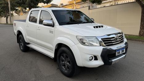 TOYOTA Hilux Caminhonete 3.0 4P 4X4 SRV TURBO DIESEL CABINE DUPLA AUTOM�TICO, Foto 5