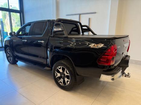 TOYOTA Hilux Caminhonete 2.8 16V SRX CONQUEST 4X4 TURBO DIESEL CABINE DUPLA AUTOM�TICO, Foto 14