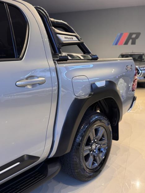 TOYOTA Hilux Caminhonete 2.8 16V 4P SR 4X4 DIESEL CABINE DUPLA AUTOM�TICO, Foto 4