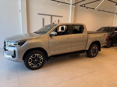 TOYOTA Hilux Caminhonete 2.8 16V SRX 4X4 TURBO DIESEL CABINE DUPLA AUTOM�TICO, Foto 4