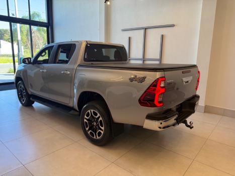 TOYOTA Hilux Caminhonete 2.8 16V SRX 4X4 TURBO DIESEL CABINE DUPLA AUTOM�TICO, Foto 19