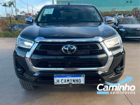 TOYOTA Hilux Caminhonete 2.8 16V SRX 4X4 TURBO DIESEL CABINE DUPLA AUTOM�TICO, Foto 2
