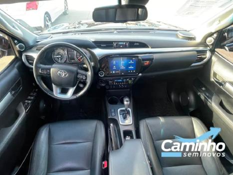 TOYOTA Hilux Caminhonete 2.8 16V SRX 4X4 TURBO DIESEL CABINE DUPLA AUTOM�TICO, Foto 10