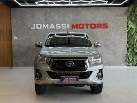 TOYOTA Hilux Caminhonete 2.8 16V SRV 4X4 DIESEL CABINE DUPLA AUTOM�TICO, Foto 2
